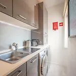 Guestready - Stylish Near Parque Nacoes * Lisboa