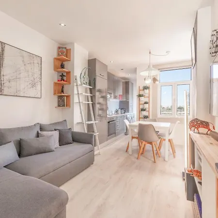 Apartamento Guestready - Stylish Near Parque Nações *